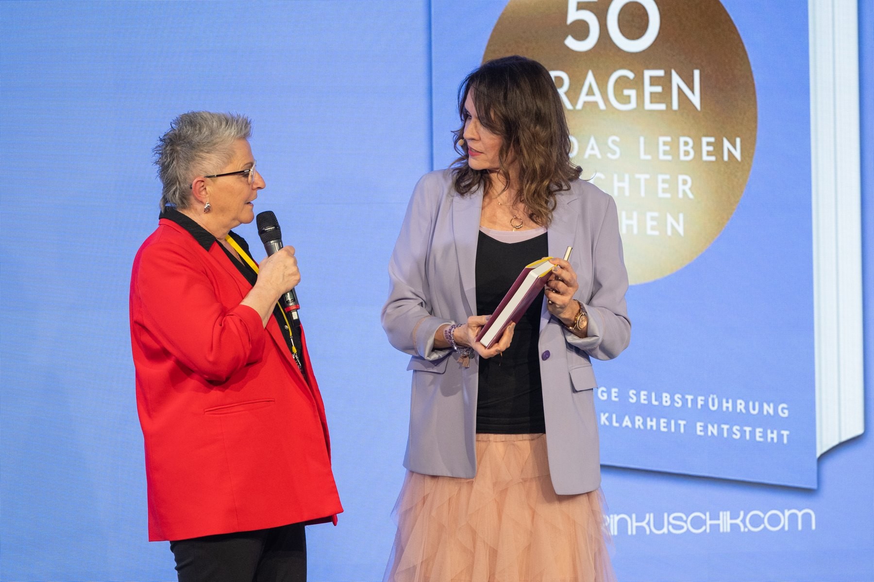 Martina Siegl im Gespräch mit Karin Kuschik